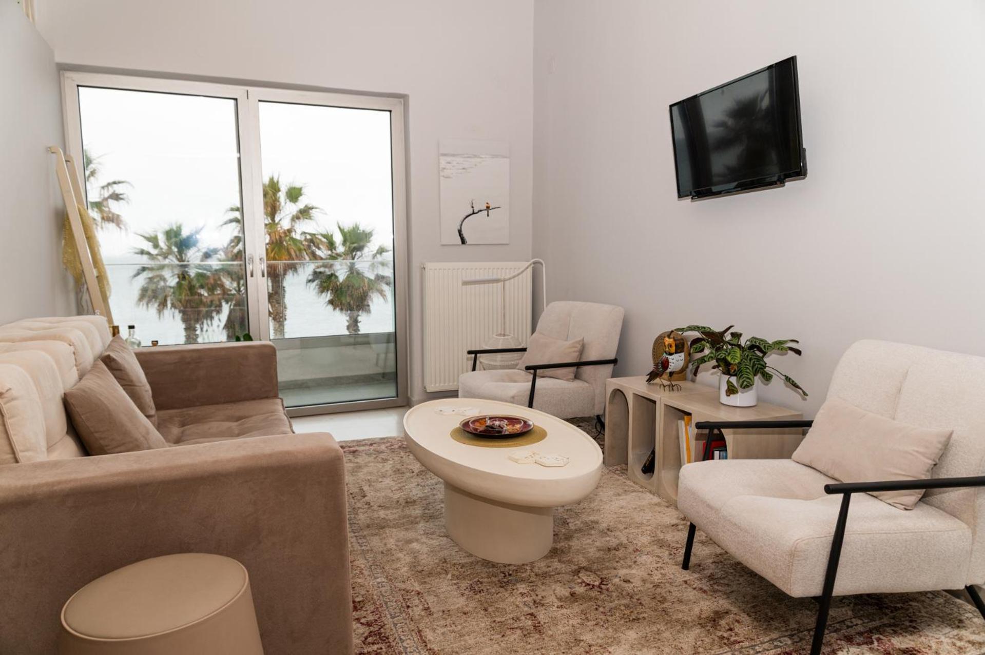 Eftihia Apartments By The Sea 레팀노 외부 사진